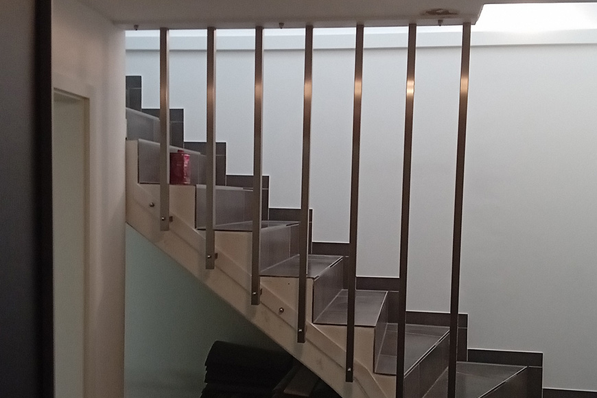 Treppengeländer in einem Haus